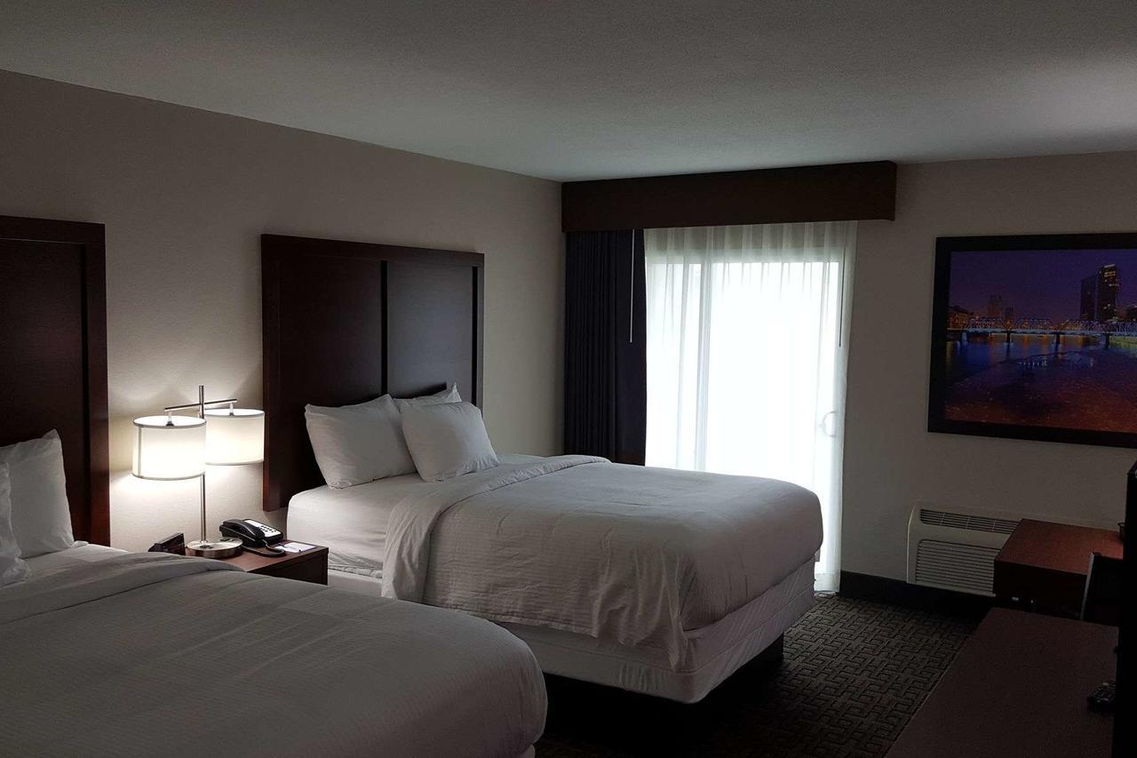 Baymont By Wyndham Grand Rapids Near Downtown Hotel Wyoming Ngoại thất bức ảnh